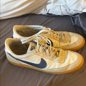 Nike Men's Beige and Black Sneakers